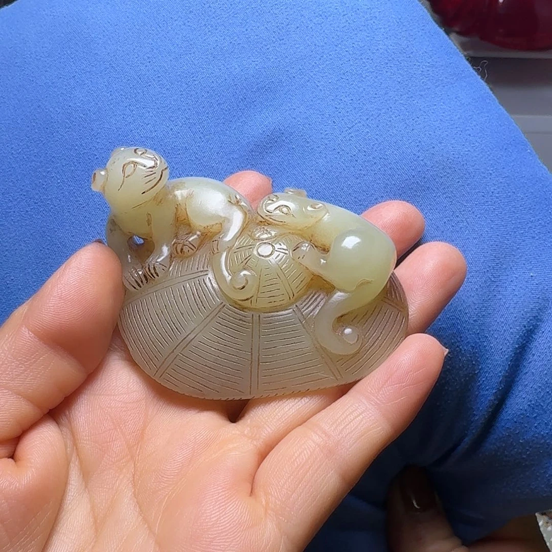 g***f和田玉（糖玉）未镶嵌颈饰
