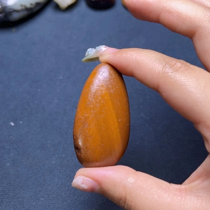 未镶嵌和田玉珠宝奇石
