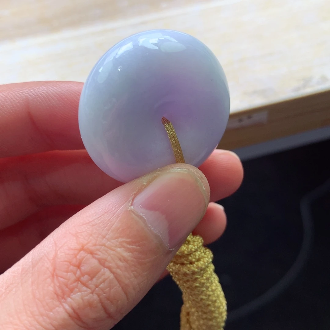 翡翠颈饰未镶嵌吊坠