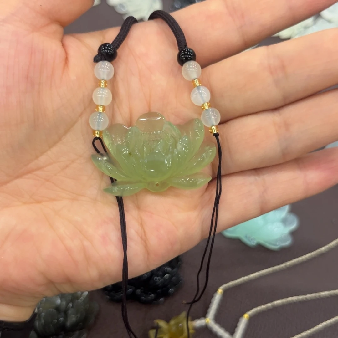 蛇纹石玉未镶嵌吊坠@***财