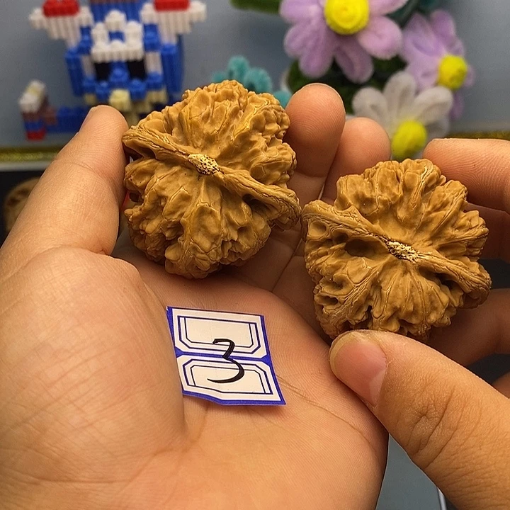 王***范吊坠文玩核桃45粗筋