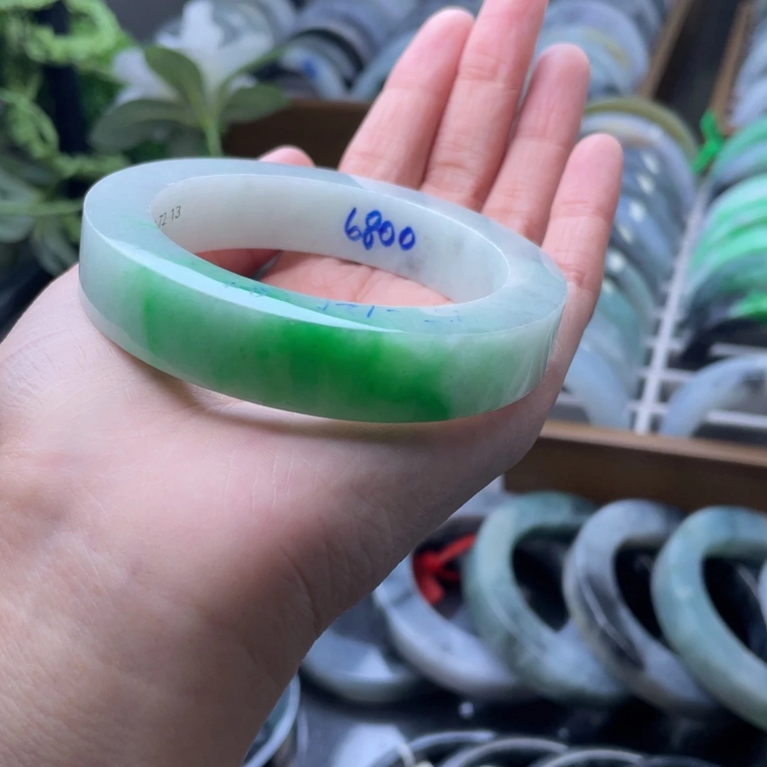 定制翡翠未镶嵌特价翡翠手镯定制