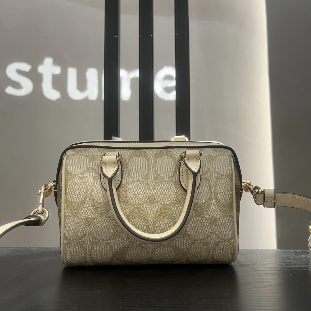 99新 COACH/蔻驰 S202  17*12