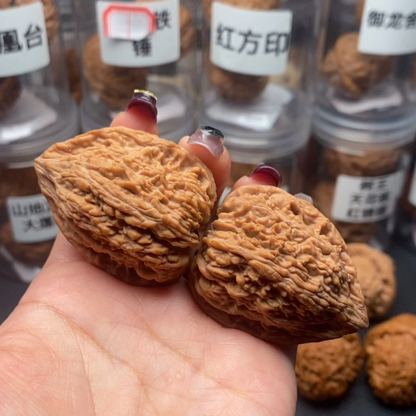 【闪购商品】吊坠文玩核桃塔尖35