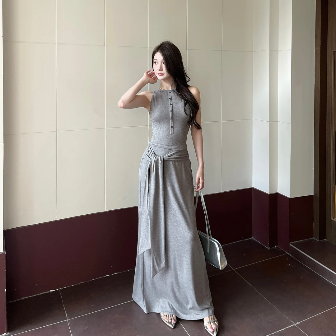 夏季辣妹修身套装2025新款无袖灰色背心上衣半身包臀长裙两件套