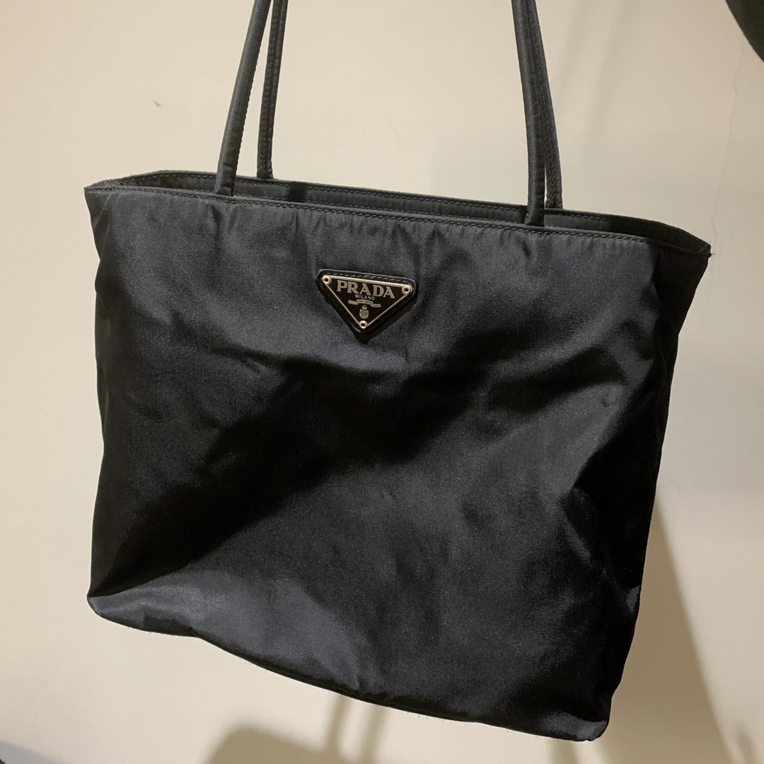95新 Prada/普拉达 莫尤塔/中古小号降落伞托特包