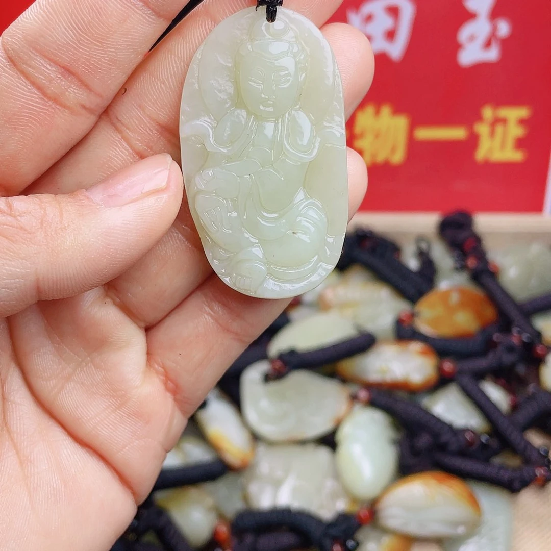 和田玉颈饰未镶嵌