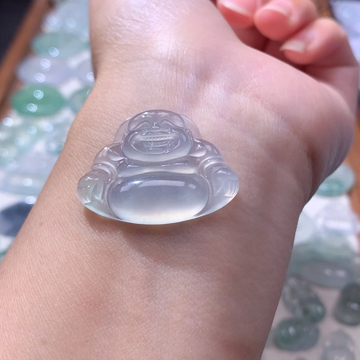 颈饰未镶嵌翡翠冰种佛公