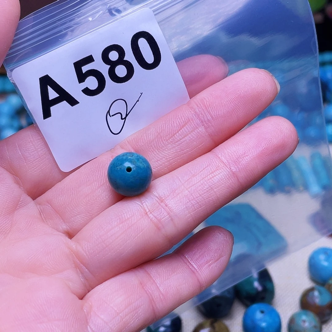 十堰原生态绿石头特色手工配饰