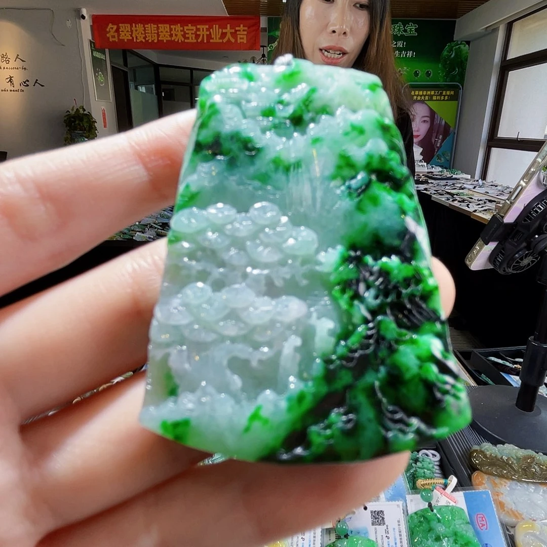 颈饰未镶嵌翡翠翡翠