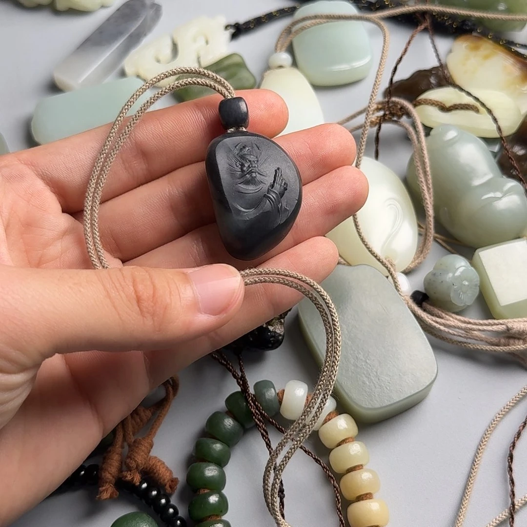 清***﹌和田玉（糖玉）未镶嵌颈饰