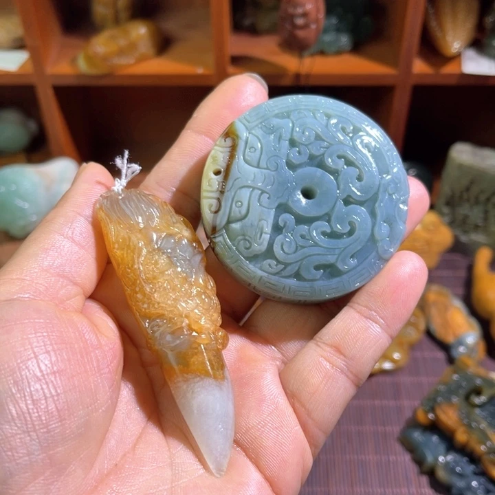 蛇纹石玉未镶嵌颈饰不****7
