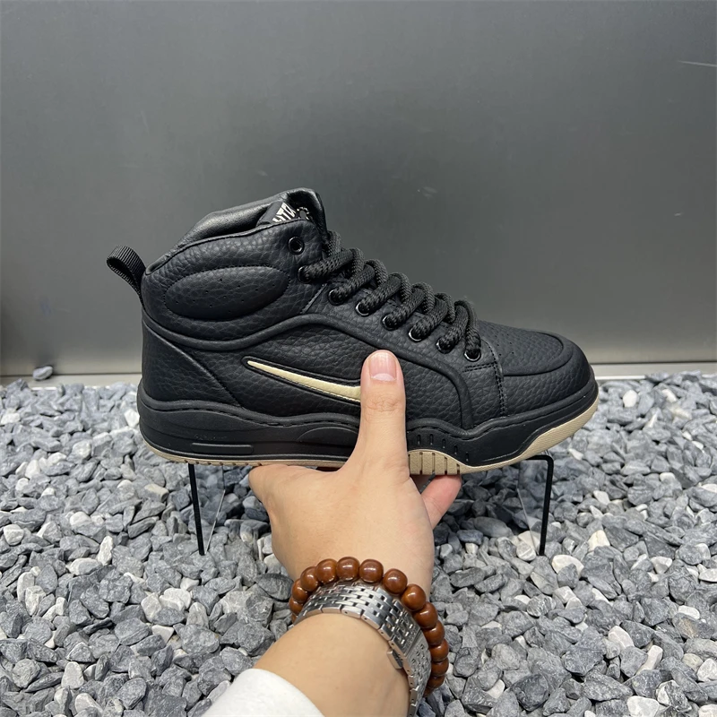 冬季新款男士潮鞋高帮系带耐磨圆头时尚休闲舒适经典百搭个性潮流