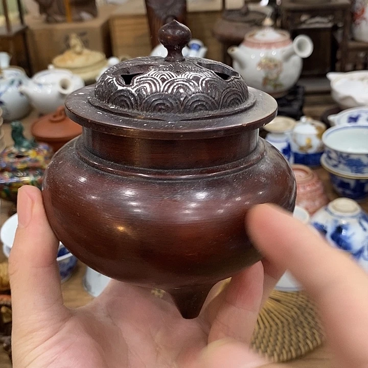 茶具等产品的生产和销售为