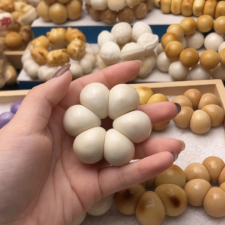 吊坠菩提根/象牙果