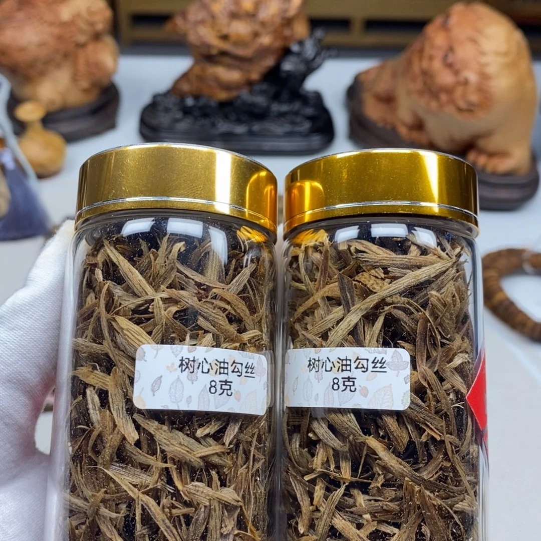 沉香沉香碎屑海南树心油勾丝 16克 +香包