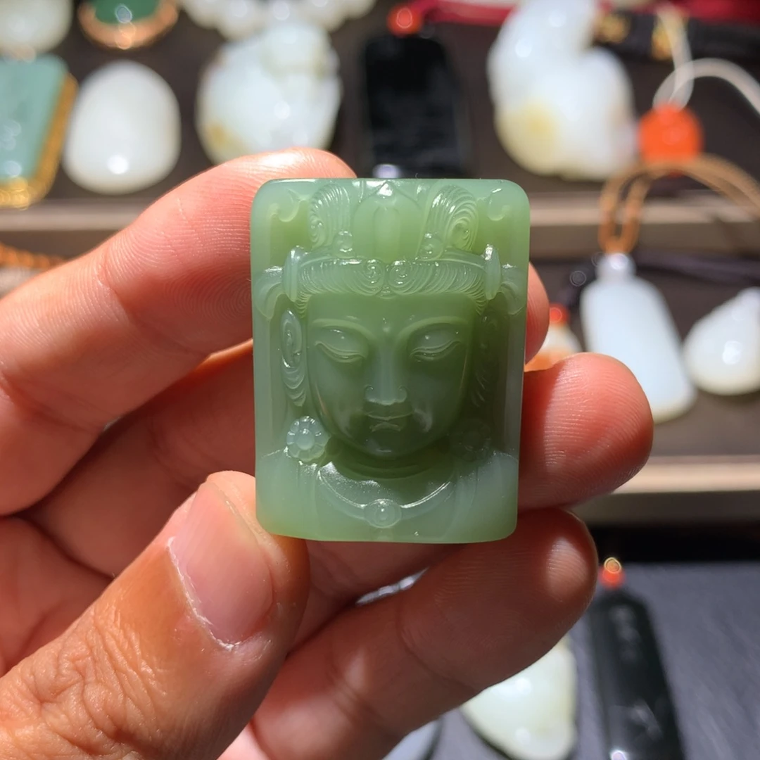 芙***芙和田玉未镶嵌挂件