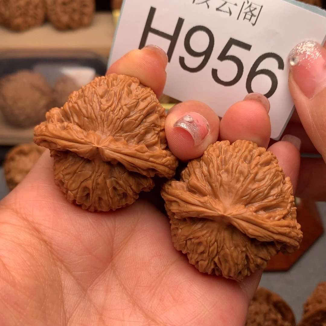 把件文玩核桃42全品球疆