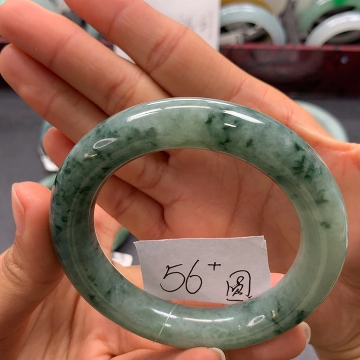 未镶嵌手镯翡翠手镯