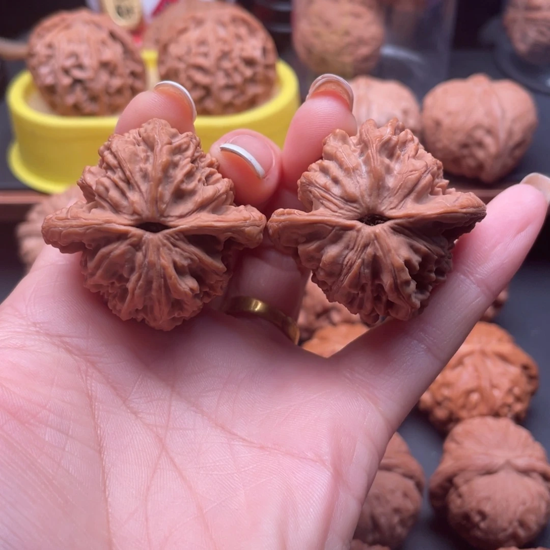 ****S把件文玩核桃虎头41