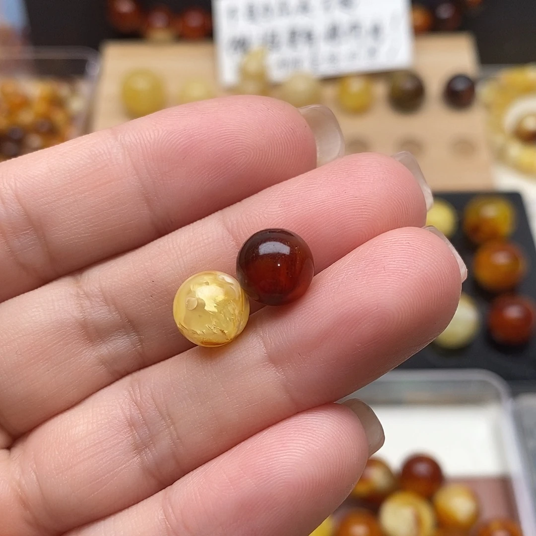 –****虫珀未镶嵌裸石蜜蜡