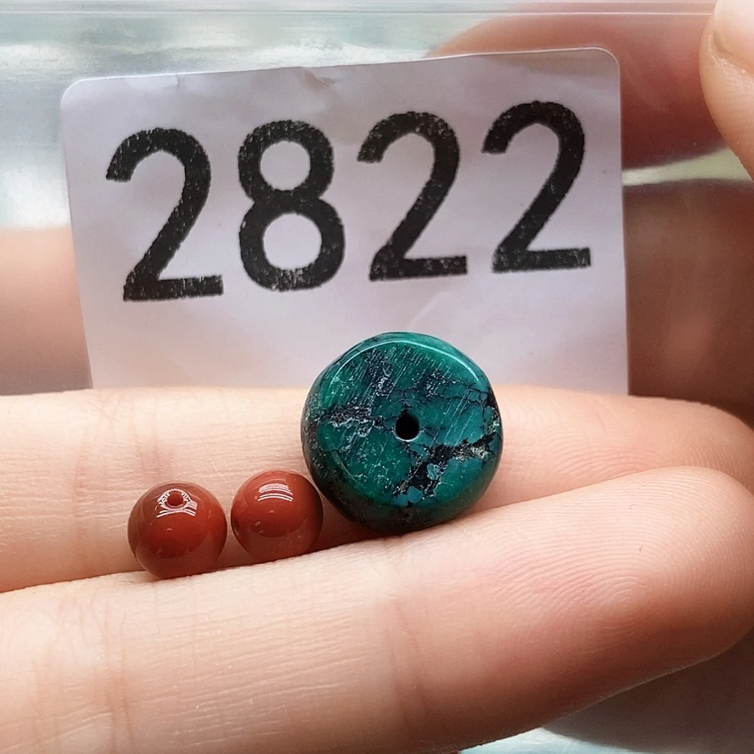 颈饰未镶嵌南红玛瑙