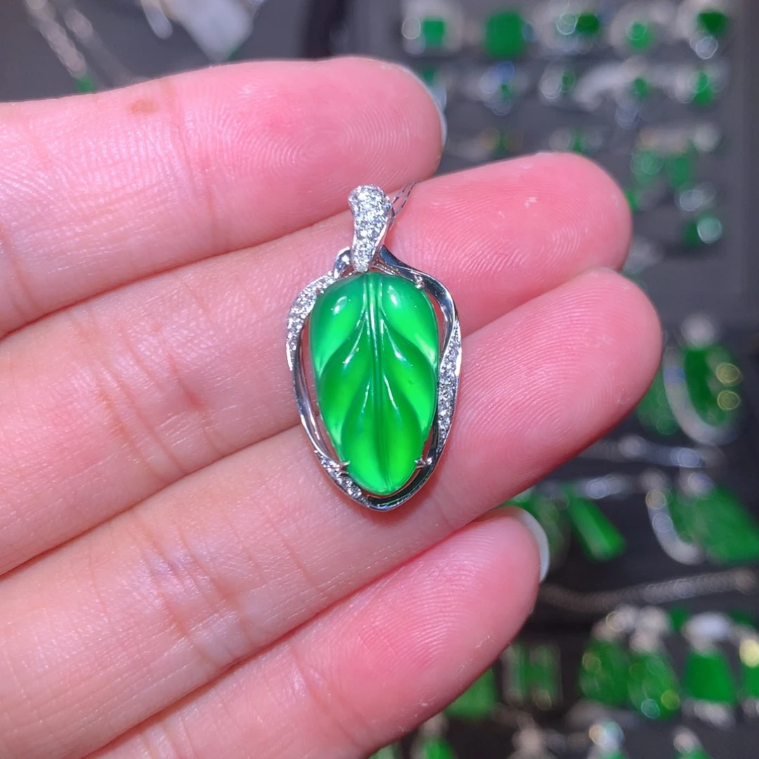 吊坠(不含链)18K金镶嵌翡翠天然翡翠