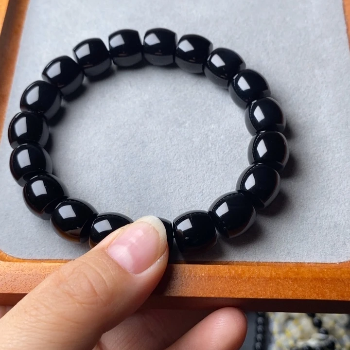 蓝***恒玛瑙/玉髓未镶嵌手链