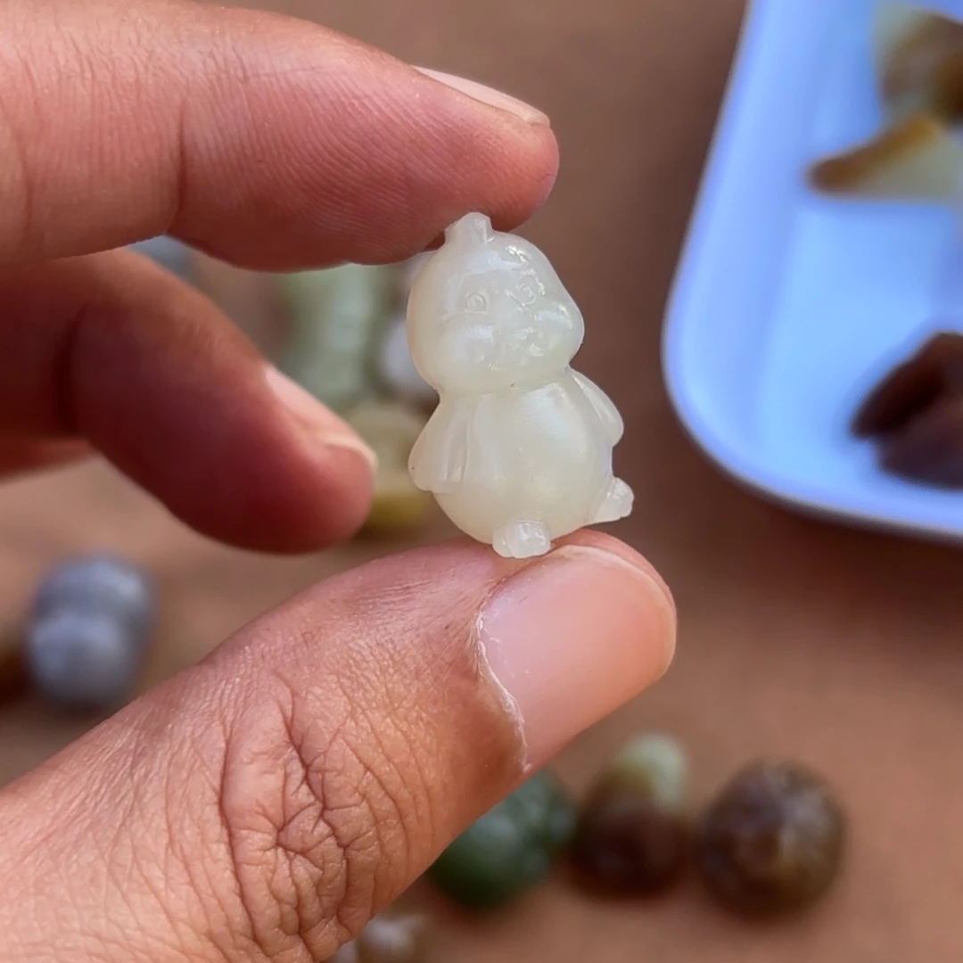 定制和田玉抛光后发货卡22