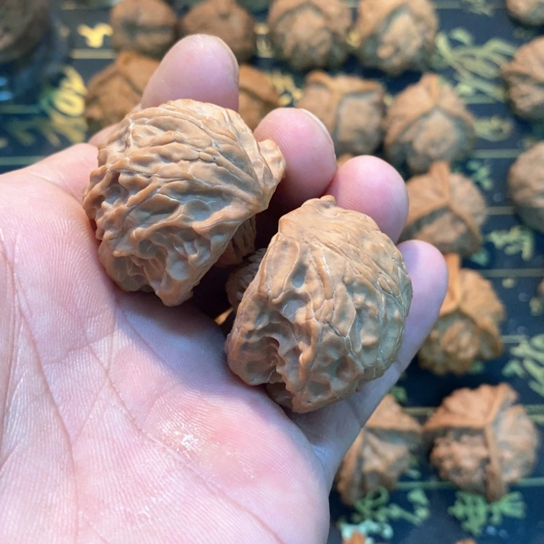 文玩麻核桃盘山蛇 尺寸3.4