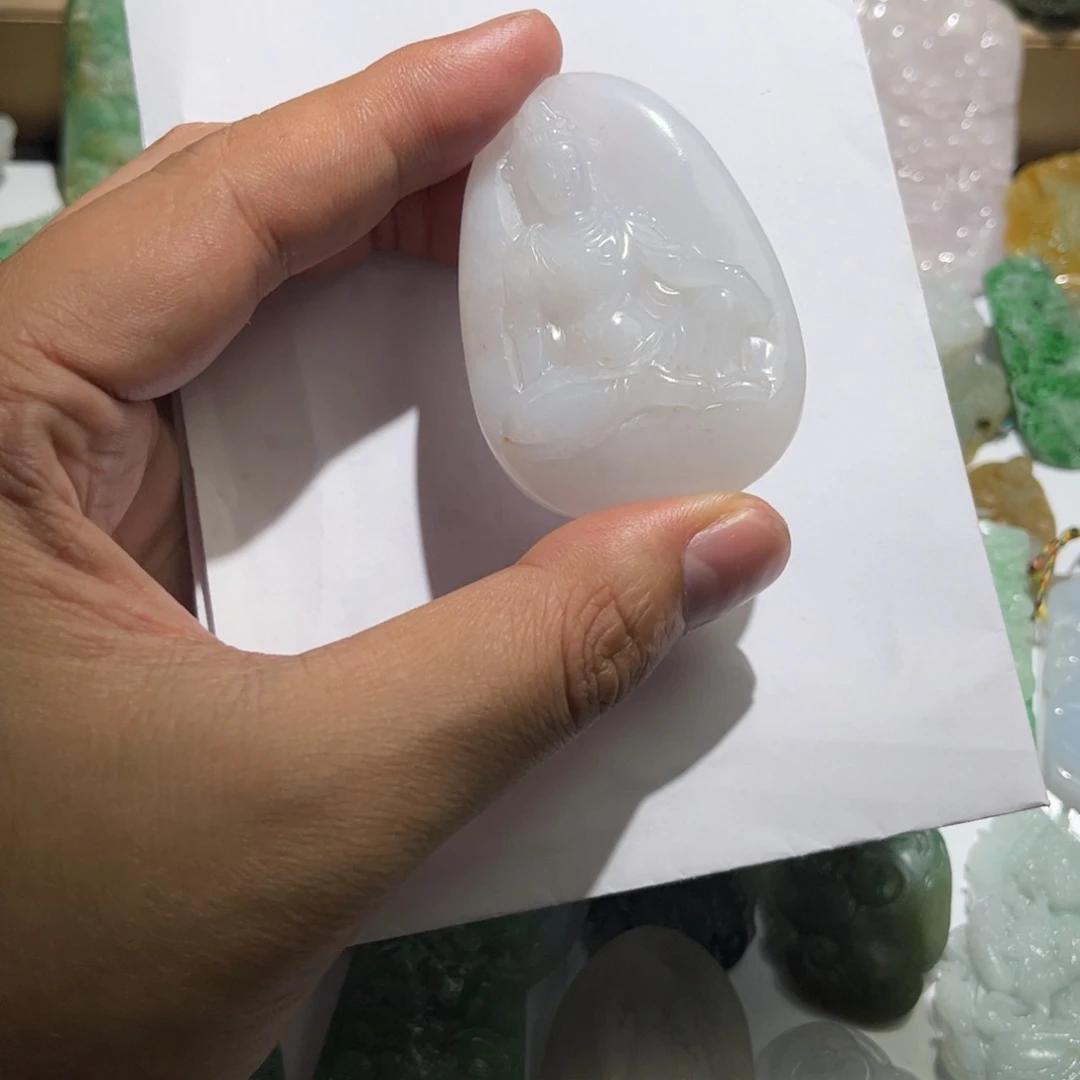 定制翡翠未镶嵌观音