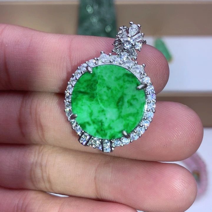 翡翠未镶嵌吊坠(不含链)
