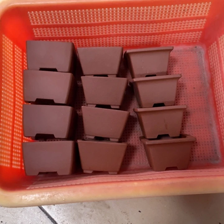 紫砂花盆紫砂花盆口7高4.5