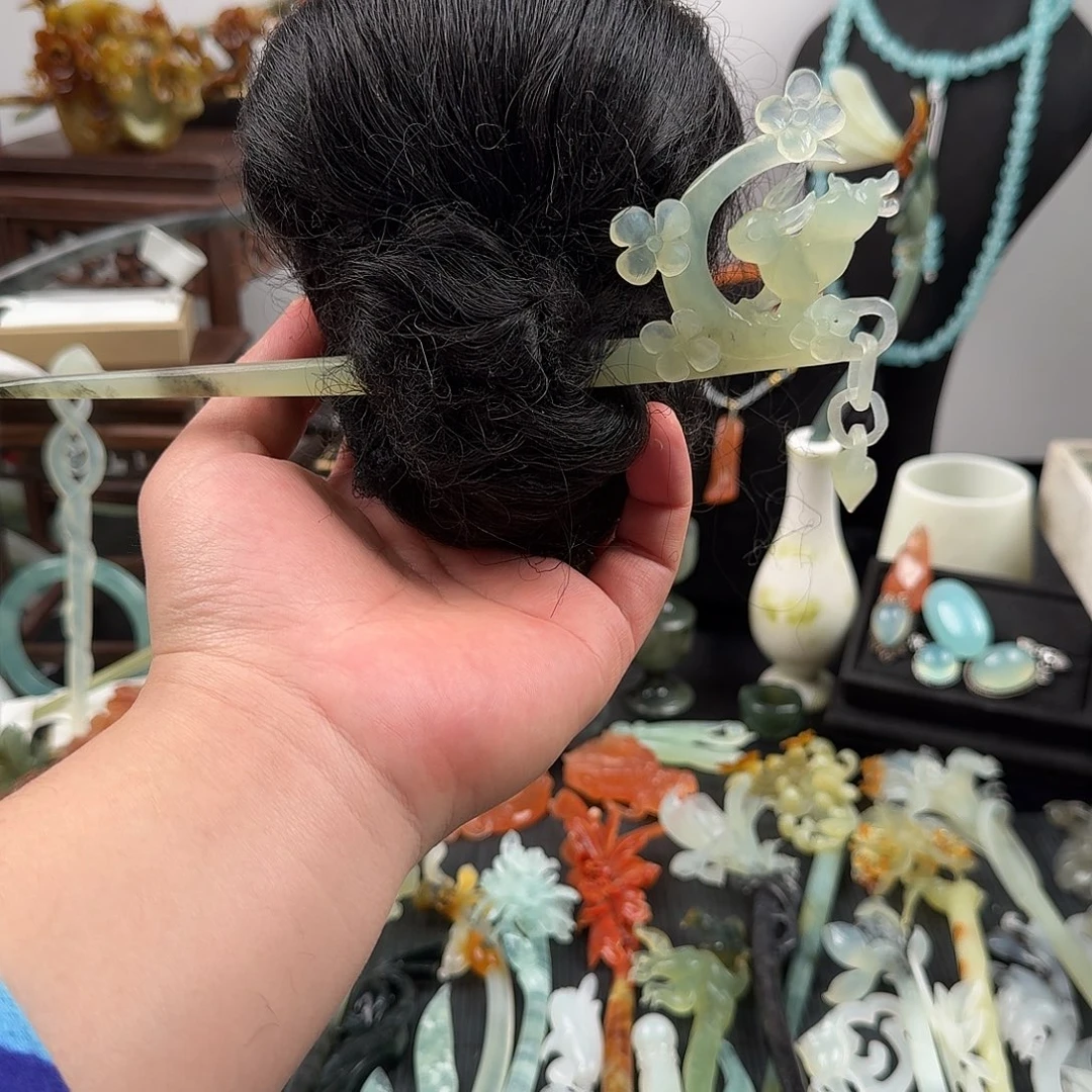 小***N蛇纹石玉未镶嵌发饰