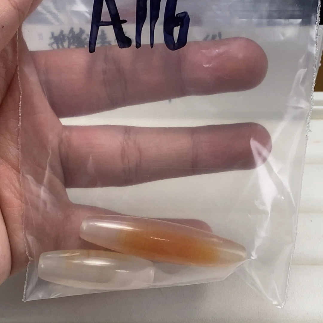 合金颈饰玛瑙/玉髓粮*哥