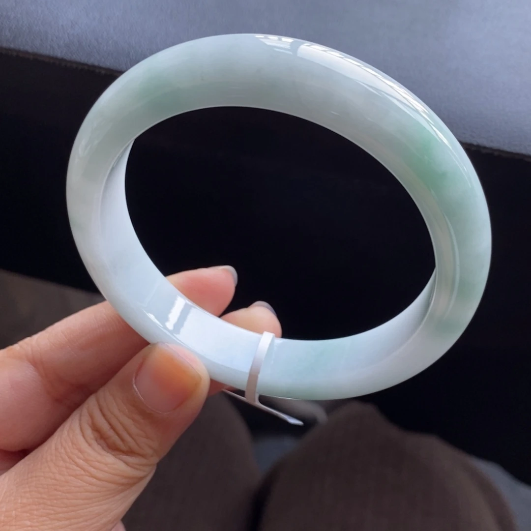 翡翠手镯未镶嵌45号59.3-12.6-8.6