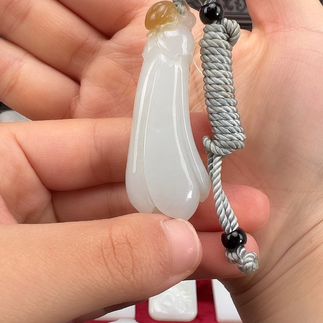 和田玉（糖玉）未镶嵌颈饰