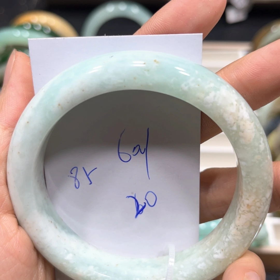 蛇纹石玉未镶嵌手镯倩*