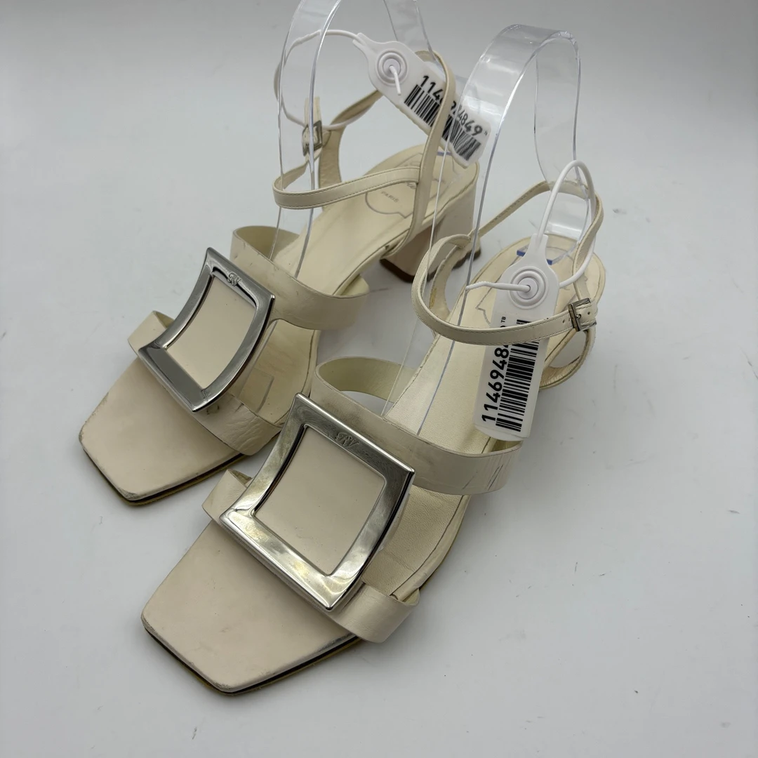90新 Roger Vivier/罗杰·维威耶 40码/rv方扣凉鞋/无盒/9新