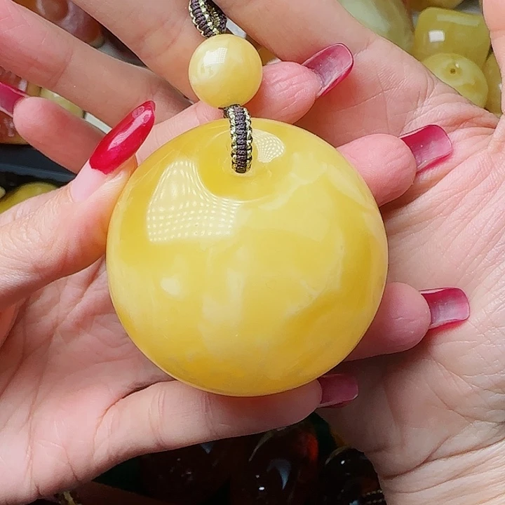 琥珀未镶嵌手链吊坠