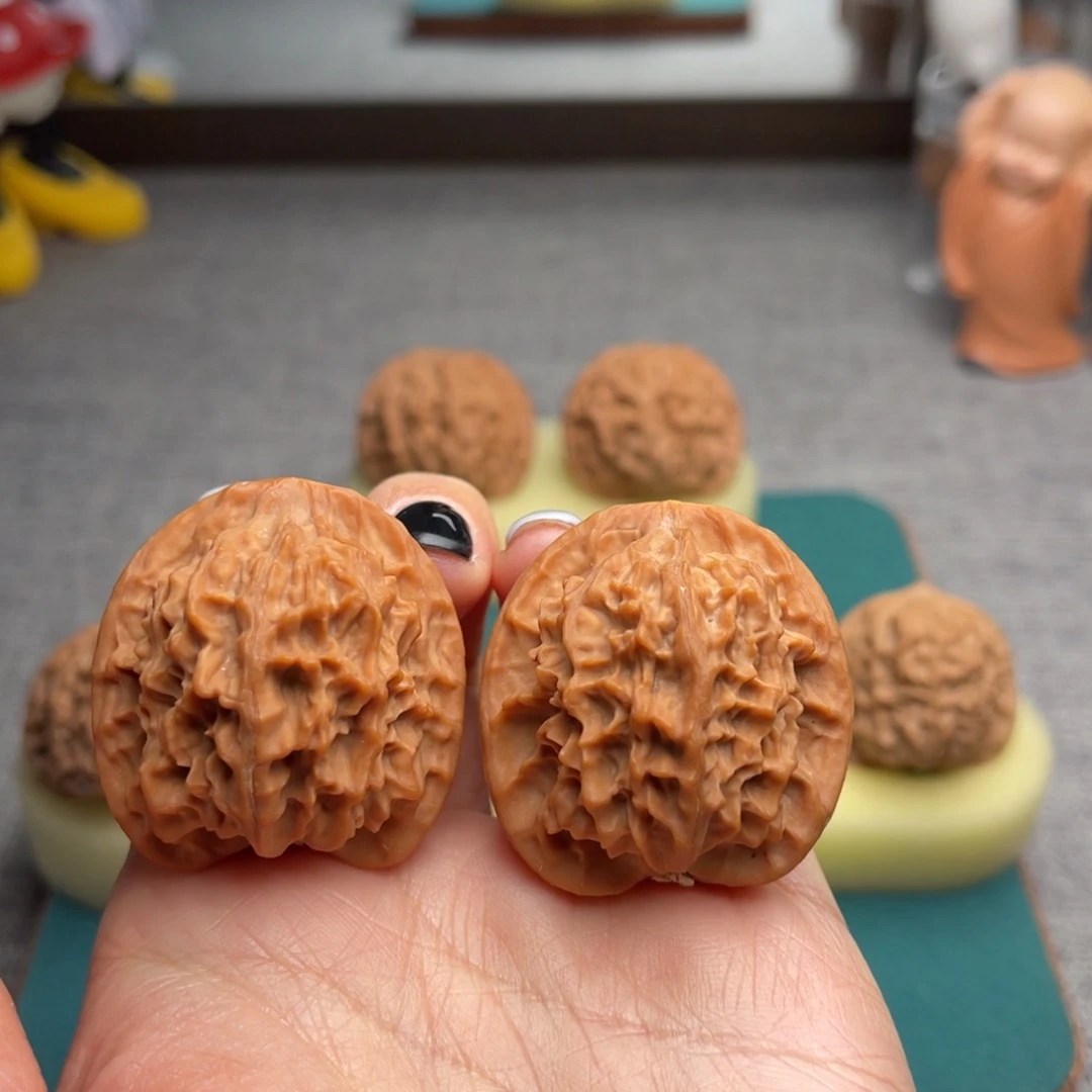 吊坠文玩核桃37红皮天地