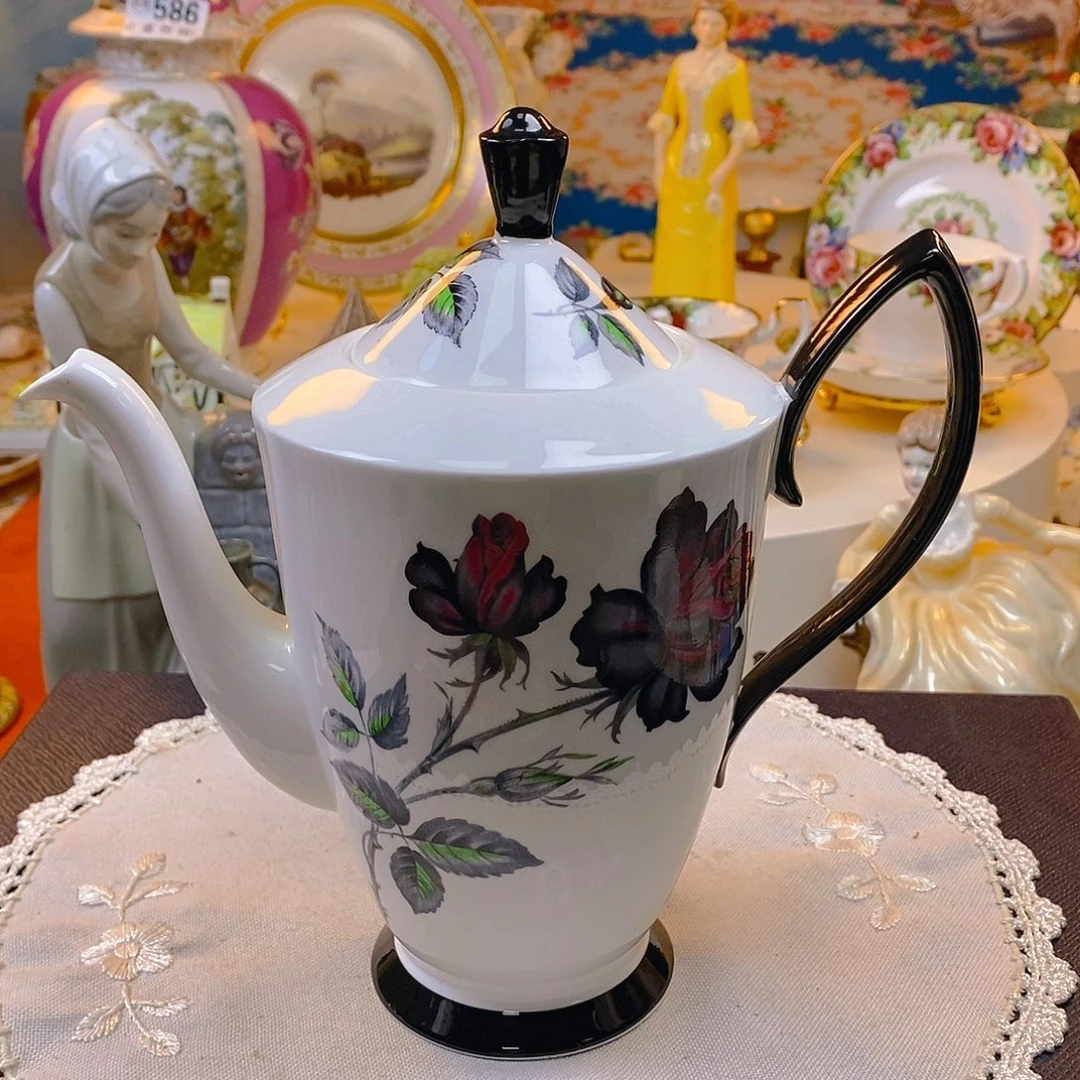 瓷片咖啡杯水晶杯摆件