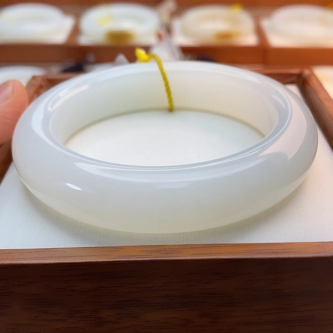 和田玉（白玉）未镶嵌手链