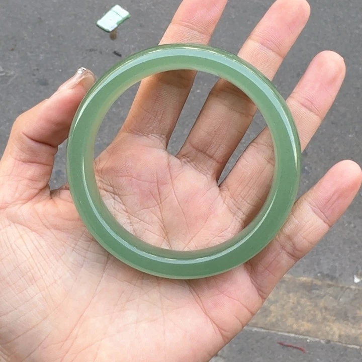 石英质玉手镯未镶嵌江*