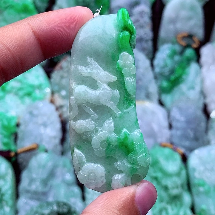 翡翠未镶嵌吊坠(不含链)