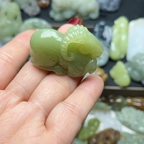 和田玉颈饰未镶嵌?****j