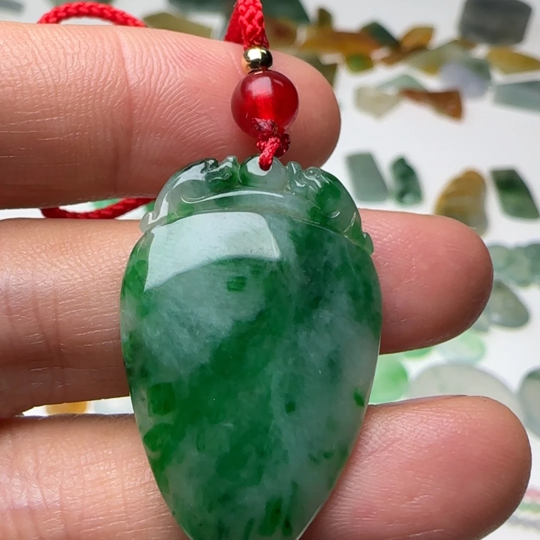 翡翠未镶嵌挂件天然翡翠