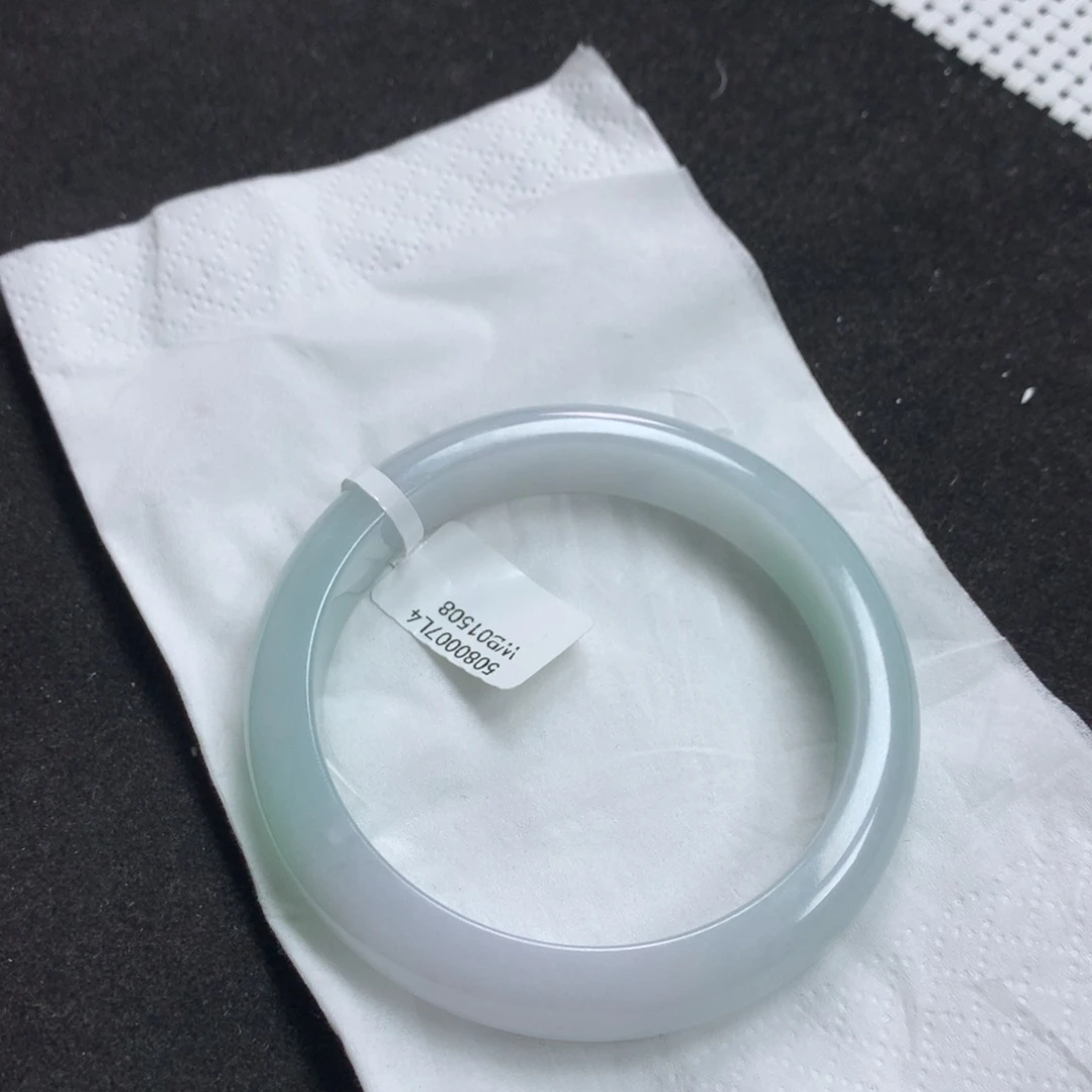 翡翠手镯未镶嵌18号