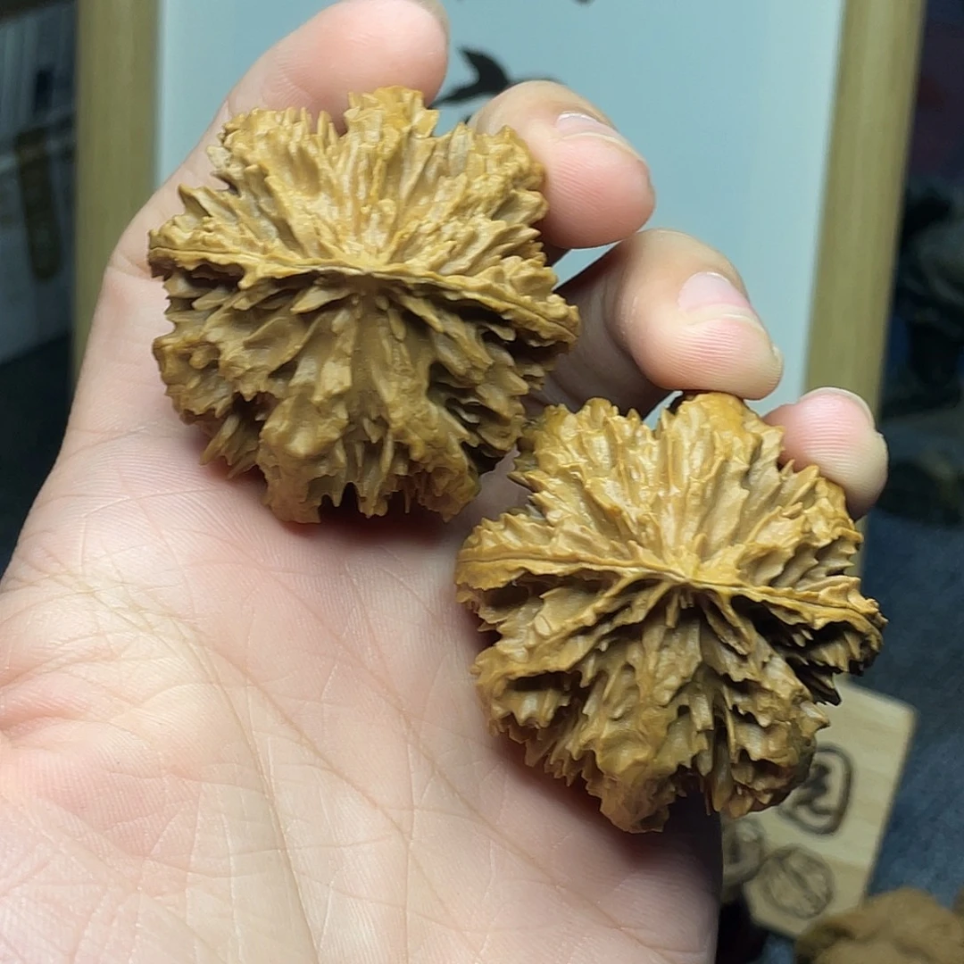 文玩核桃吊坠秦岭灯笼