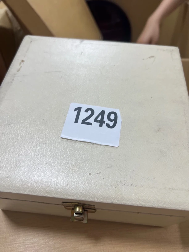 回流微瑕古瓷1249